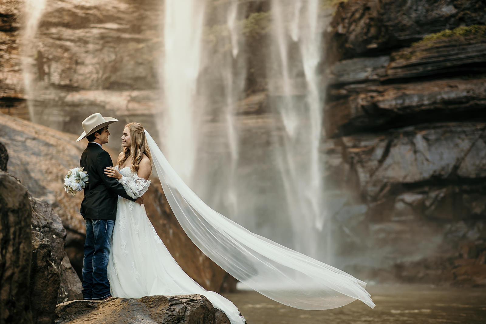 Waterfall Weddings at scenic Toccoa Falls College