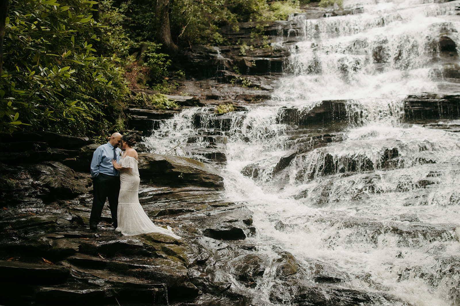 Minnehaha Falls Waterfall wedding Location